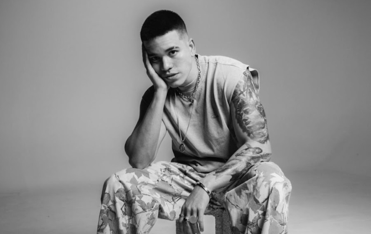 Kobi Cantillo presenta “Gotas” y “Último Abrazo”, un lanzamiento marcado por la vulnerabilidad [+Cortometraje]