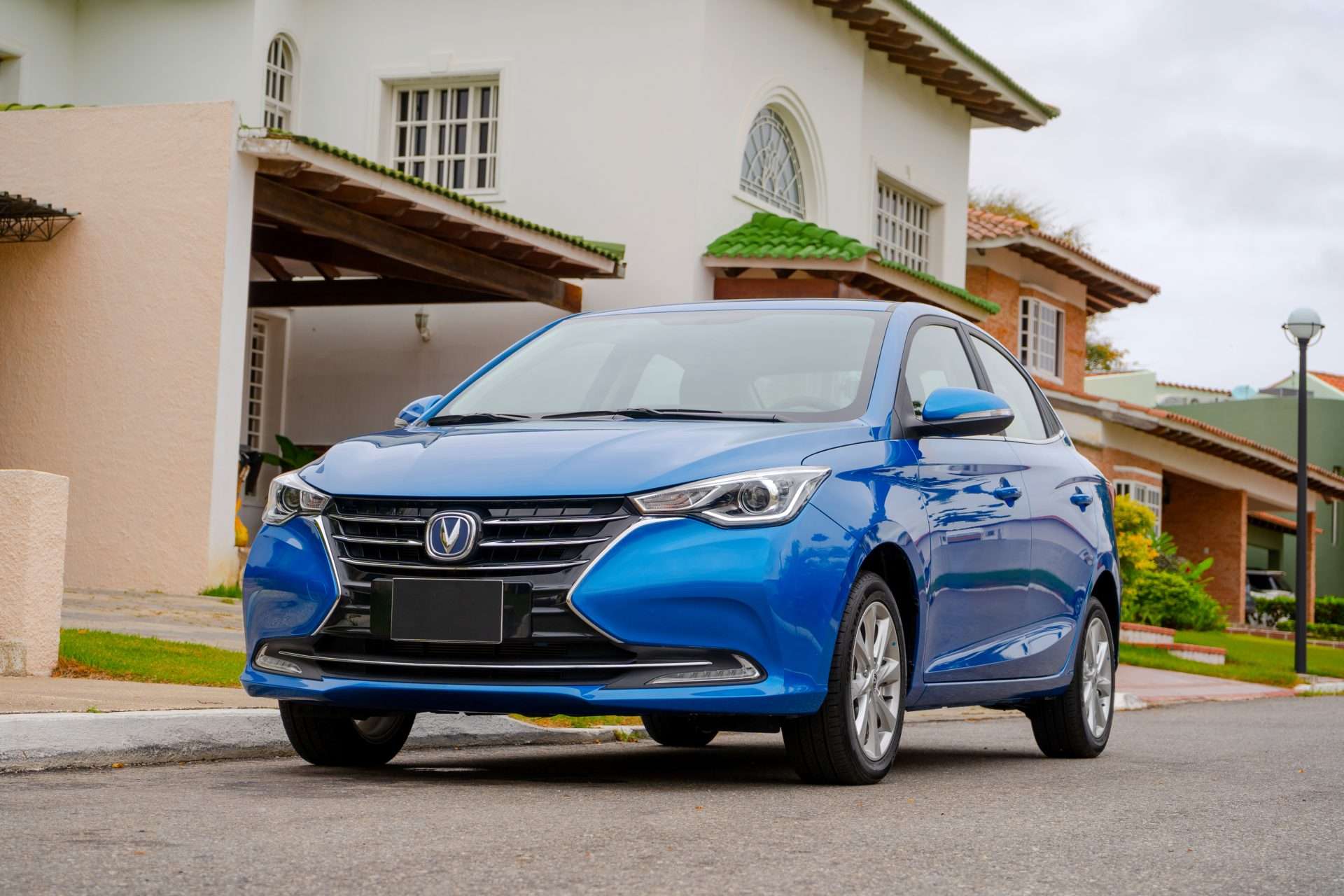 Mercado automotor crece 74% y supera las 11.000 unidades vendidas en el primer trimestre de 2026