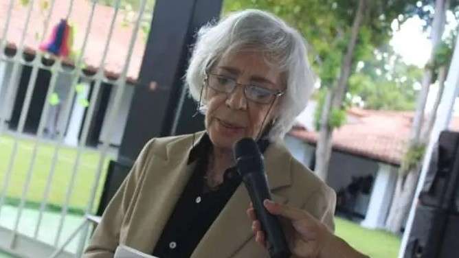 Presidenta (E) lamentó el fallecimiento de Gloria Martín