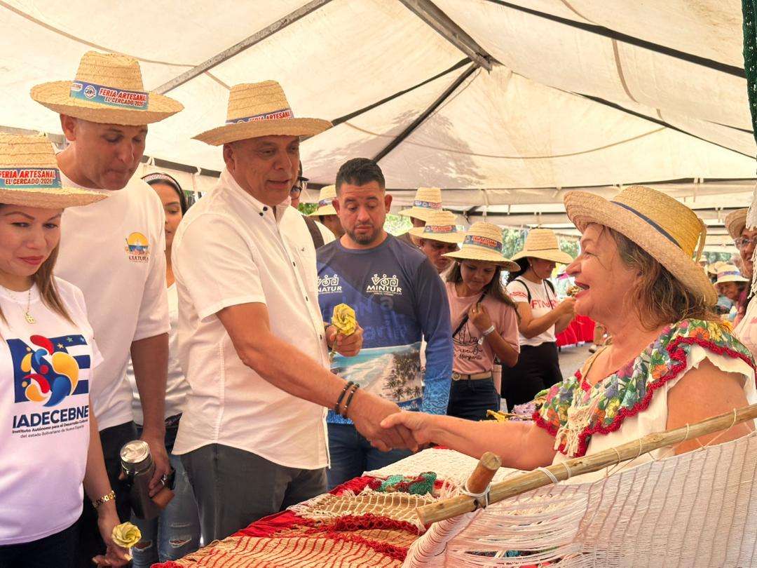 El Cercado celebró la identidad margariteña con su Feria Artesanal