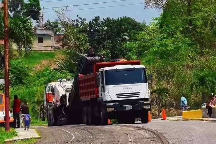 Inicia plan de asfaltado en la parroquia Curiepe del municipio Brión